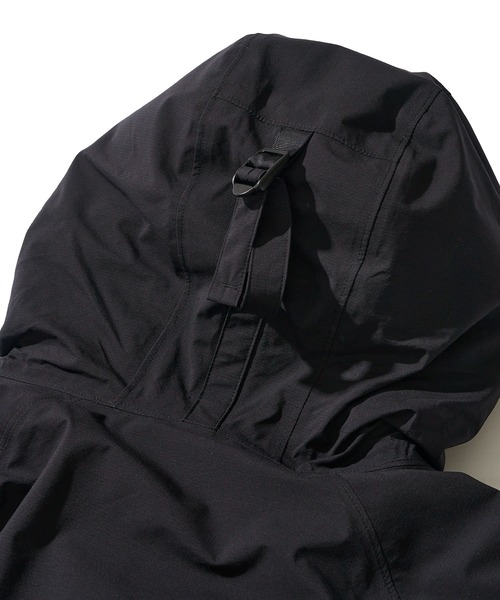 WILD THINGS（ワイルドシングス）の「【WILD THINGS / ワイルドシングス】 DENALI JACKET / デナリジャケット WT25134SK（ダウンジャケット/コート・メンズ・ブラック/グレー・LARGE/MEDIUM/SMALL）」の8枚目の写真