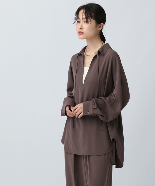 LEPSIM(レプシィム)の「マルチメリットスキッパーシャツ 582342(シャツ/ブラウス・レディース・チャコールグレー/アイボリー/ブラウン・FREE)」の13枚目の写真