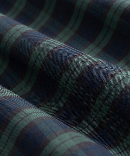 BROOKS BROTHERS（ブルックスブラザーズ）の「ストレッチオックスフォード　GFロゴ　シーズナルパターン　カジュアルシャツ　Regular Fit（シャツ/ブラウス・メンズ・ホワイト/ネイビー/ターコイズブルー/マルチ/ホワイト×ネイビー/ホワイト×レッド/サックスブルー/ダークネイビー/ストライプ/ブルー系その他/ダークブルー/ダークグリーン/レッド/レッド系その他/ブルー系その他2・SMALL/X-LARGE/X-SMALL/MEDIUM/LARGE）」の21枚目の写真