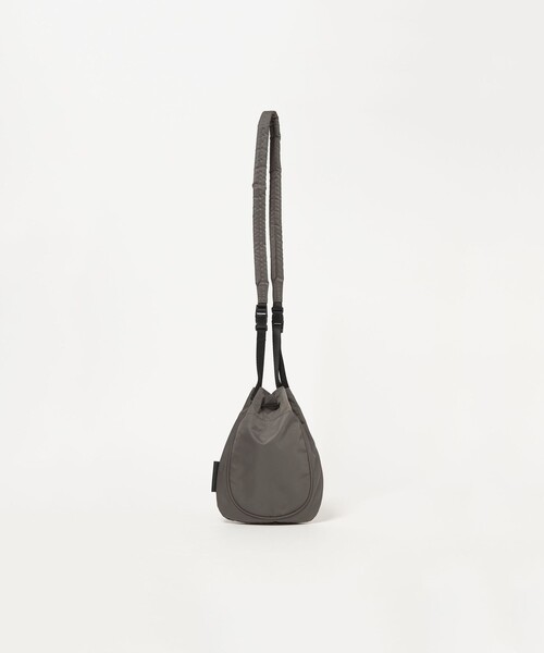 green label relaxing(グリーンレーベルリラクシング)の「【WEB限定】WR 2W ミニパース ショルダーバッグ -撥水-(トートバッグ・メンズ・ダークグレー/ブラック・FREE)」の6枚目の写真