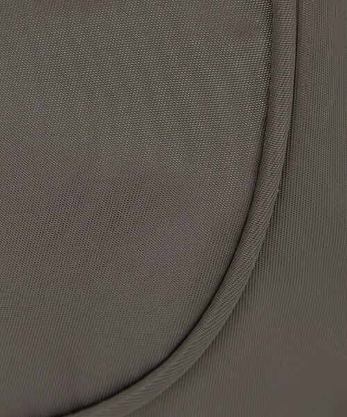 green label relaxing(グリーンレーベルリラクシング)の「【WEB限定】WR 2W ミニパース ショルダーバッグ -撥水-(トートバッグ・メンズ・ダークグレー/ブラック・FREE)」の17枚目の写真