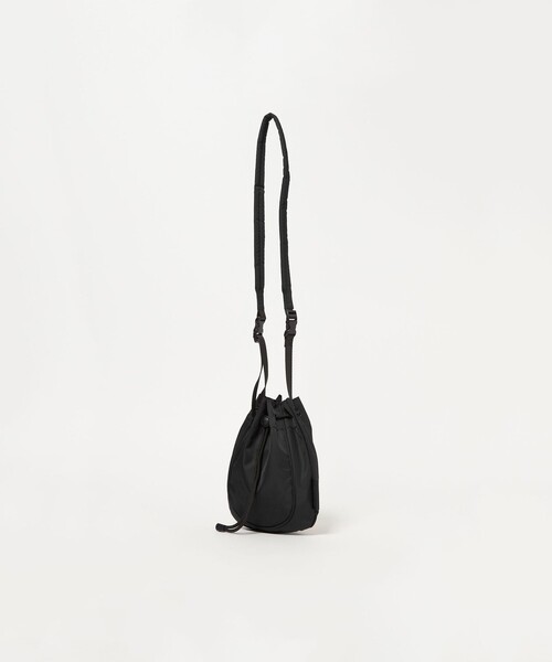 green label relaxing(グリーンレーベルリラクシング)の「【WEB限定】WR 2W ミニパース ショルダーバッグ -撥水-(トートバッグ・メンズ・ダークグレー/ブラック・FREE)」の15枚目の写真