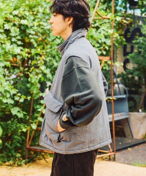 niko and...（ニコアンド）の「ブリーチスタンドベスト（ベスト・メンズ・グレー/ブラック・MEDIUM/LARGE）」の6枚目の写真