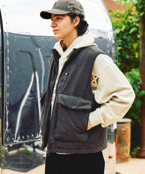 niko and...（ニコアンド）の「ブリーチスタンドベスト（ベスト・メンズ・グレー/ブラック・MEDIUM/LARGE）」の10枚目の写真