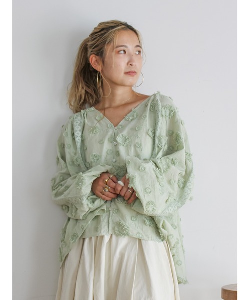 Ungrid（アングリッド）の「スリーブボリュームジャカードブラウス（シャツ/ブラウス・レディース・グリーン/ブラック/オフホワイト・FREE）」の14枚目の写真