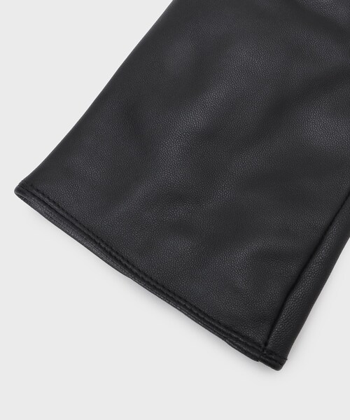 tk.TAKEO KIKUCHI（ティーケータケオキクチ）の「【本革／ギフトにおススメ】スムースアソートグローブ（手袋・メンズ・ブラック/ブラック系1・00）」の5枚目の写真