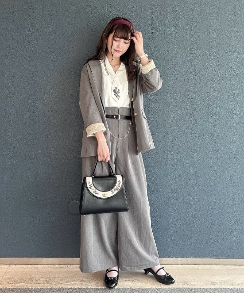 an another angelus（アンアナザーアンジェラス）の「【セットアップ対応/2サイズ展開】チェーンベルト付きハイウエストパンツ（その他パンツ・レディース・グレー/ブラウン・1/2）」の13枚目の写真