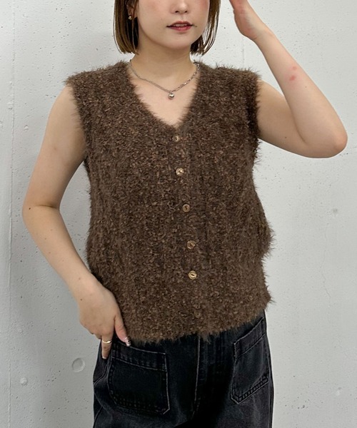 archives(アルシーヴ)の「MIXヤーンケーブルニットベスト(Tシャツ/カットソー・レディース・グレー/アイボリー/ブラウン・MEDIUM)」の12枚目の写真