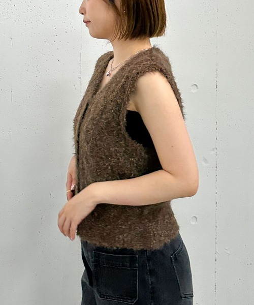 archives(アルシーヴ)の「MIXヤーンケーブルニットベスト(Tシャツ/カットソー・レディース・グレー/アイボリー/ブラウン・MEDIUM)」の14枚目の写真