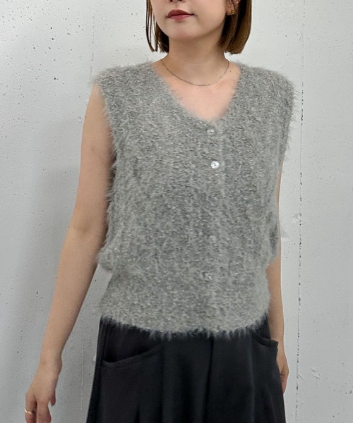 archives(アルシーヴ)の「MIXヤーンケーブルニットベスト(Tシャツ/カットソー・レディース・グレー/アイボリー/ブラウン・MEDIUM)」の20枚目の写真