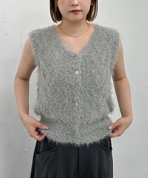 archives(アルシーヴ)の「MIXヤーンケーブルニットベスト(Tシャツ/カットソー・レディース・グレー/アイボリー/ブラウン・MEDIUM)」の21枚目の写真