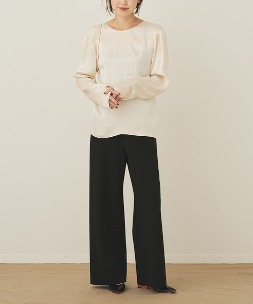 plage（プラージュ）の「Memory Satin Back Wrap ブラウス（シャツ/ブラウス・レディース・ブラック/アイボリー・FREE）」の7枚目の写真