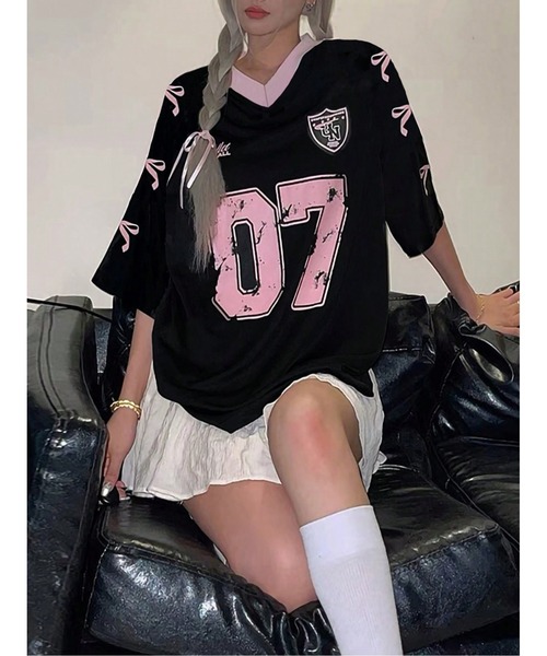 Ritzy(リッツィー)の「Y2K 運動型 オーバーサイズ リボンプリント トップス(Tシャツ/カットソー・レディース・レッド/ブラック/ピンク・M/L)」の7枚目の写真