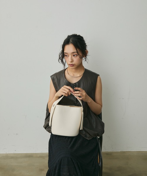 minaさん♡ ワンハンドルバッグ（小） 2wayワンハンドルバッグ/ポーチ付き（ハンドバッグ）｜Lunea（ルネア