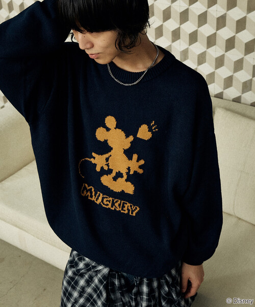 PUBLUX（パブリュクス）の「別注 ”DISNEY MICKEY MOUSE" SHADOW KNIT/"ディズニー ミッキーマウス"ジャガードニット (限定展開)（ニット/セーター・メンズ・ネイビー/ブラウン/ブラック・S/M/L）」の13枚目の写真