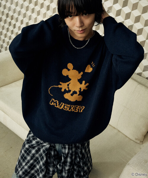 PUBLUX（パブリュクス）の「別注 ”DISNEY MICKEY MOUSE" SHADOW KNIT/"ディズニー ミッキーマウス"ジャガードニット (限定展開)（ニット/セーター・メンズ・ネイビー/ブラウン/ブラック・S/M/L）」の17枚目の写真