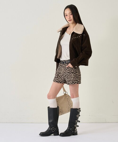 WHO'S WHO gallery(フーズフーギャラリー)の「ボアカラースタッズスウェードブルゾン(ブルゾン・レディース・キャメル/ブラウン・FREE)」の5枚目の写真