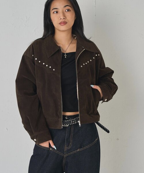 WHO'S WHO gallery(フーズフーギャラリー)の「ボアカラースタッズスウェードブルゾン(ブルゾン・レディース・キャメル/ブラウン・FREE)」の22枚目の写真