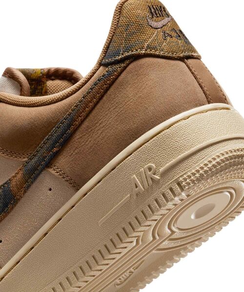 セール】ナイキ エアフォース 1 '07 リアルツリー メンズシューズ