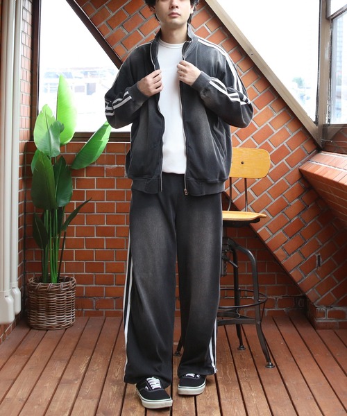 8(eight)(エイト)の「刺繍入りカットデニムトラッカー(ジャージ・メンズ・ブラック/ネイビー・MEDIUM/LARGE)」の13枚目の写真