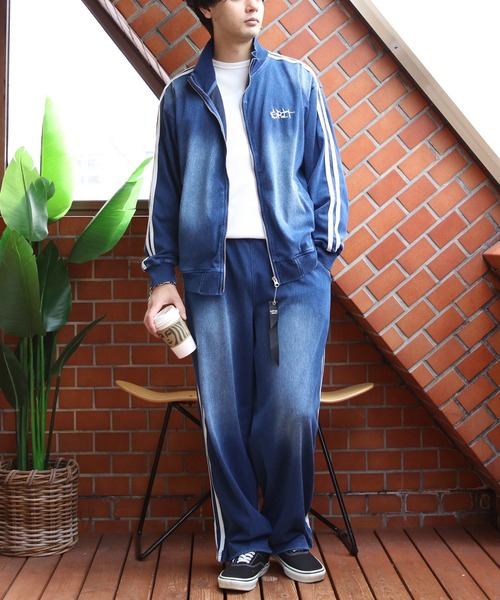 8(eight)(エイト)の「刺繍入りカットデニムトラッカー(ジャージ・メンズ・ブラック/ネイビー・MEDIUM/LARGE)」の17枚目の写真