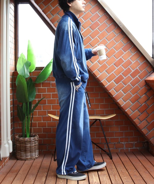 8(eight)(エイト)の「刺繍入りカットデニムトラッカー(ジャージ・メンズ・ブラック/ネイビー・MEDIUM/LARGE)」の22枚目の写真