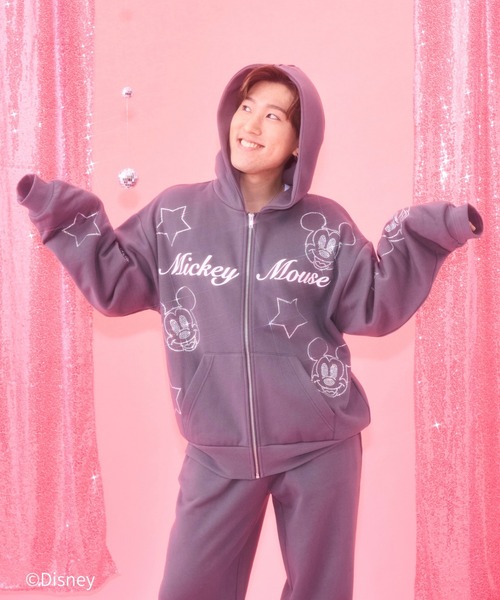 Disney(ディズニー)の「ミッキーマウス / セットアップパーカー(パーカー・レディース・ブラック/ピンク/レッド・SMALL/MEDIUM/LARGE)」の18枚目の写真