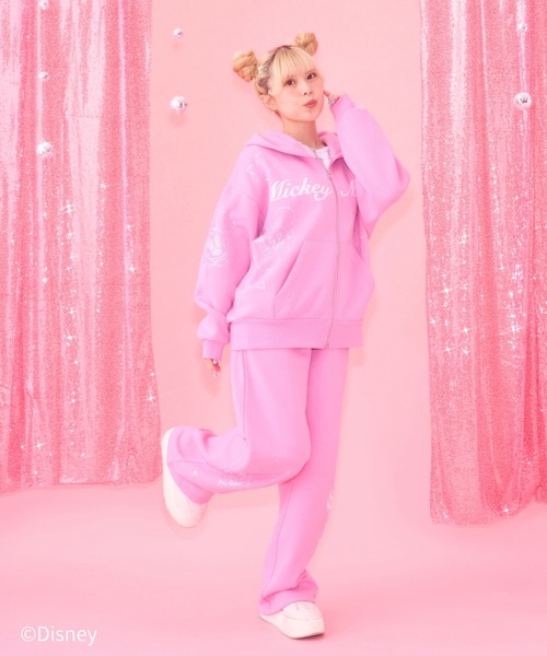 Disney(ディズニー)の「ミッキーマウス / セットアップパーカー(パーカー・レディース・ブラック/ピンク/レッド・SMALL/MEDIUM/LARGE)」の8枚目の写真