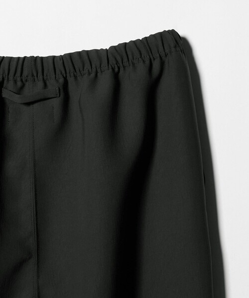 UNITED ARROWS & SONS by DAISUKE OBANA（ユナイテッドアローズアンドサンズバイダイスケオバナ）の「＜D.O UNITED ARROWS BY DAISUKE OBANA for WOMEN＞+10 SLIT CR WIDE PANTS/スリットパンツ（その他パンツ・レディース・ブラック/オリーブ・M/S）」の18枚目の写真