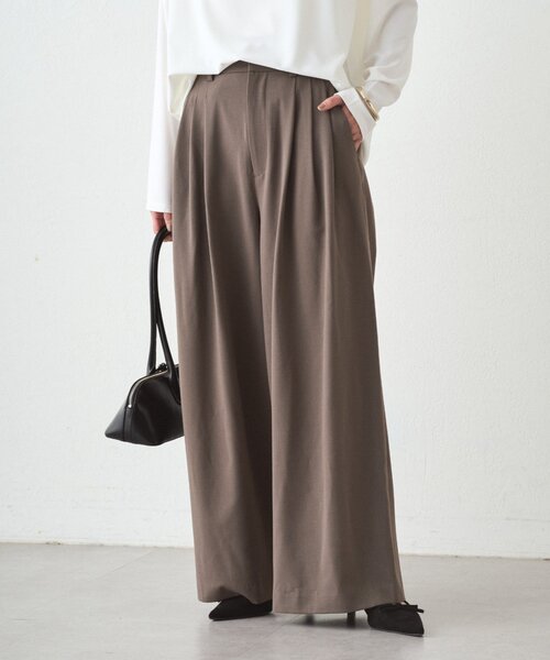 LOUNGEDRESS(ラウンジドレス)の「TR3タックワイドパンツ(その他パンツ・レディース・モカ/ブラック/ブラウン・SMALL/MEDIUM)」の3枚目の写真
