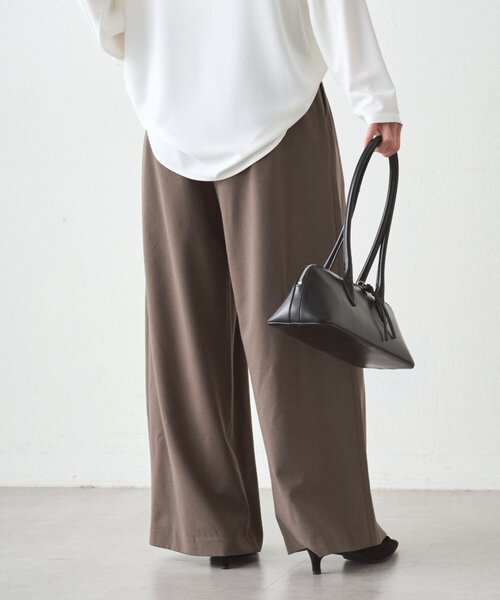 LOUNGEDRESS(ラウンジドレス)の「TR3タックワイドパンツ(その他パンツ・レディース・モカ/ブラック/ブラウン・SMALL/MEDIUM)」の8枚目の写真