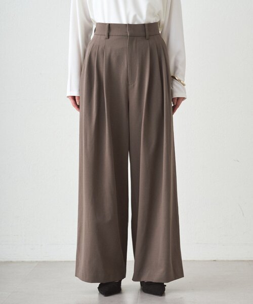 LOUNGEDRESS(ラウンジドレス)の「TR3タックワイドパンツ(その他パンツ・レディース・モカ/ブラック/ブラウン・SMALL/MEDIUM)」の10枚目の写真