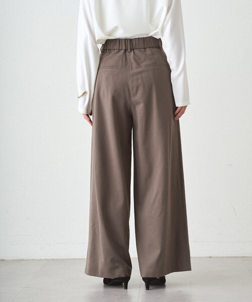 LOUNGEDRESS(ラウンジドレス)の「TR3タックワイドパンツ(その他パンツ・レディース・モカ/ブラック/ブラウン・SMALL/MEDIUM)」の12枚目の写真