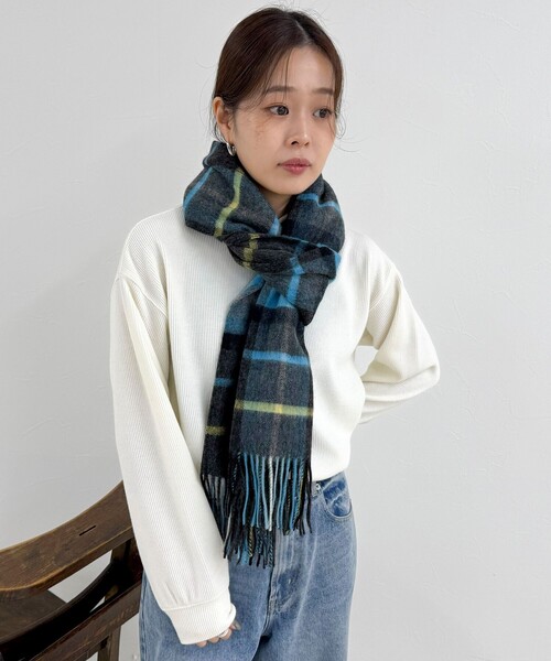 TWEED MILL（ツイードミル）の「【TWEED MILL/ツイードミル】ウールチェックストール48（ストール/ショール・レディース・ブルー系その他/ベージュ系その他/ベージュ系その他3/ブラック系その他/ブルー系その他4/グレー系その他・FREE）」の12枚目の写真