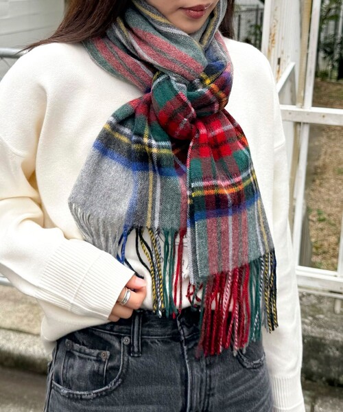 TWEED MILL（ツイードミル）の「【TWEED MILL/ツイードミル】ウールチェックストール48（ストール/ショール・レディース・ブルー系その他/ベージュ系その他/ベージュ系その他3/ブラック系その他/ブルー系その他4/グレー系その他・FREE）」の22枚目の写真