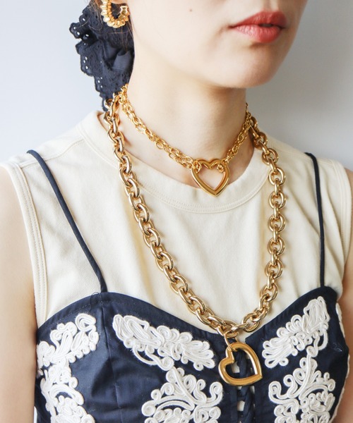 TUWAKRIM（トゥワクリム）の「【TUWAKRIM】ハートチョーカー（チョーカー・レディース・シルバー/ゴールド・MEDIUM）」の13枚目の写真