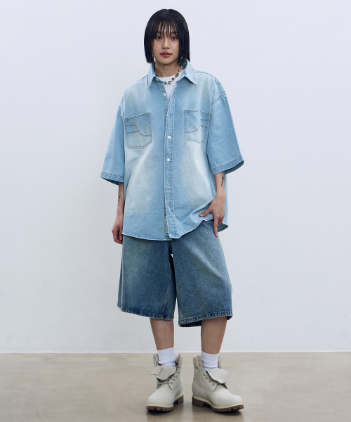 F.ILLUMINATE（フィルミネイト）の「Fステッチデニムハーフシャツ - ライトブルー（シャツ/ブラウス・レディース・その他・SMALL/MEDIUM/LARGE）」の4枚目の写真