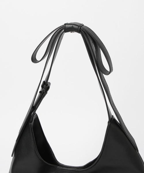 Heather（ヘザー）の「2WAYフリルリボンBAG　611624（ショルダーバッグ・レディース・アイボリー/ブラック/ブラック系その他・ONE SIZE）」の11枚目の写真