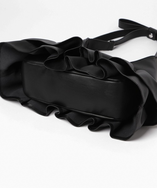 Heather（ヘザー）の「2WAYフリルリボンBAG　611624（ショルダーバッグ・レディース・アイボリー/ブラック/ブラック系その他・ONE SIZE）」の17枚目の写真