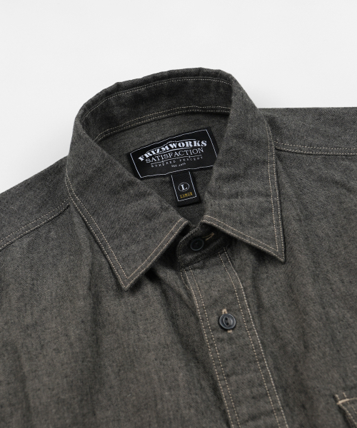 FRIZMWORKS（フリズムワークス）の「1920S CHAMBRAY WORK SHIRT _ MUD（シャツ/ブラウス・メンズ・その他・MEDIUM/LARGE/X-LARGE/SMALL）」の3枚目の写真