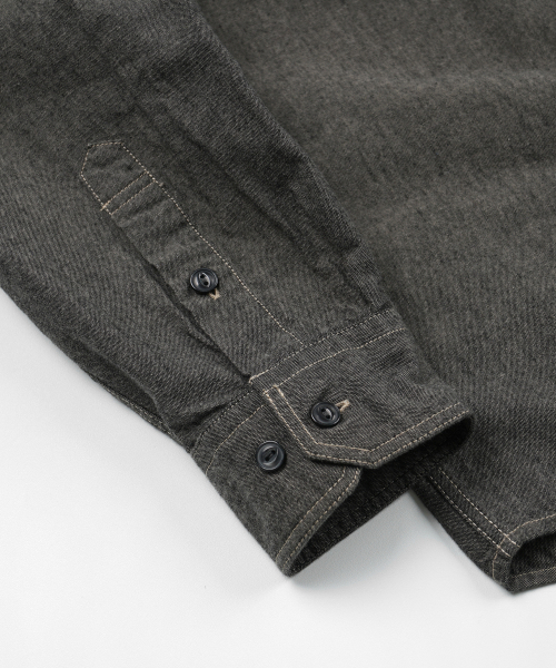 FRIZMWORKS（フリズムワークス）の「1920S CHAMBRAY WORK SHIRT _ MUD（シャツ/ブラウス・メンズ・その他・MEDIUM/LARGE/X-LARGE/SMALL）」の7枚目の写真