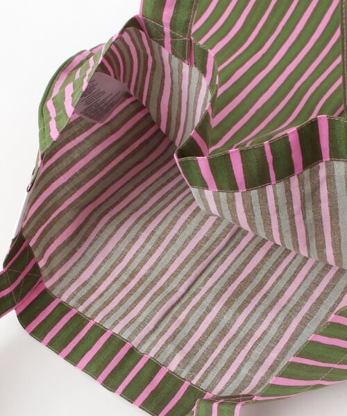marimekko（マリメッコ）の「Piccolo / tote bag 44x43 cm（トートバッグ・レディース・グリーン×ピンク・FREE）」の2枚目の写真