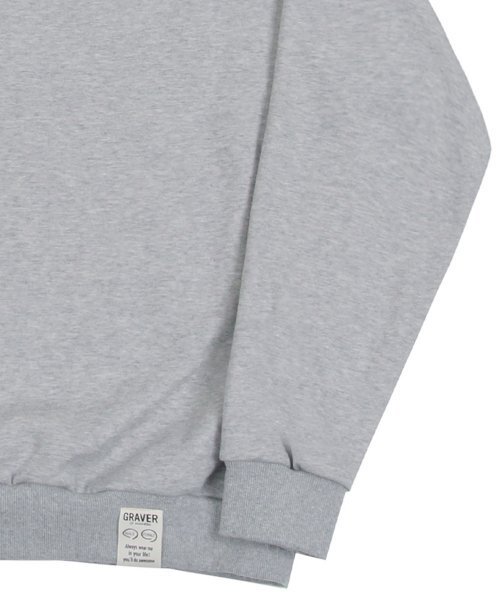 GRAVER（グレーバー）の「[UNISEX]ダブルスマイル刺繍ロゴマンツーマン_グレー（スウェット・レディース・グレー・LARGE/MEDIUM/X-LARGE）」の4枚目の写真