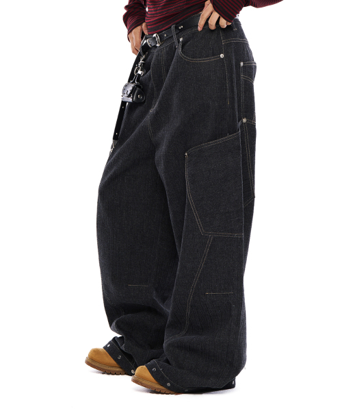 AAKAM(アーカム)の「Ankle Studded Denim Pants (Black)(デニムパンツ・レディース・その他・1/2)」の8枚目の写真