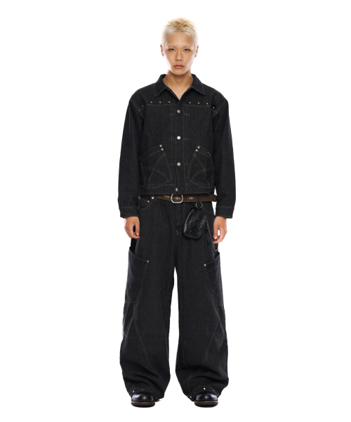 AAKAM(アーカム)の「Ankle Studded Denim Pants (Black)(デニムパンツ・レディース・その他・1/2)」の9枚目の写真