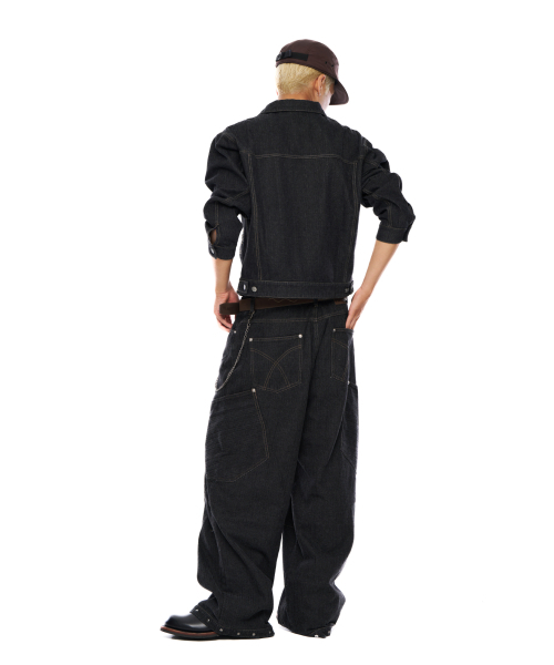 AAKAM(アーカム)の「Ankle Studded Denim Pants (Black)(デニムパンツ・レディース・その他・1/2)」の12枚目の写真