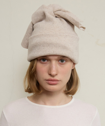 FUN FROM FUN（ファンフロムファン）の「KNOTTED BEANIE, BEIGE（ニットキャップ/ビーニー）」