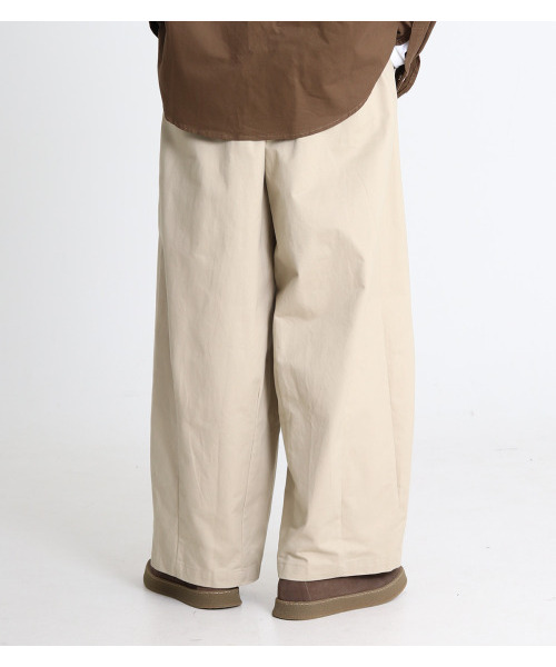 BUTTON SEOUL(ボタンソウル)の「ピンタックワイドバルーンチノパンツ(ベージュ)(その他パンツ・レディース・その他・X-LARGE/MEDIUM)」の5枚目の写真