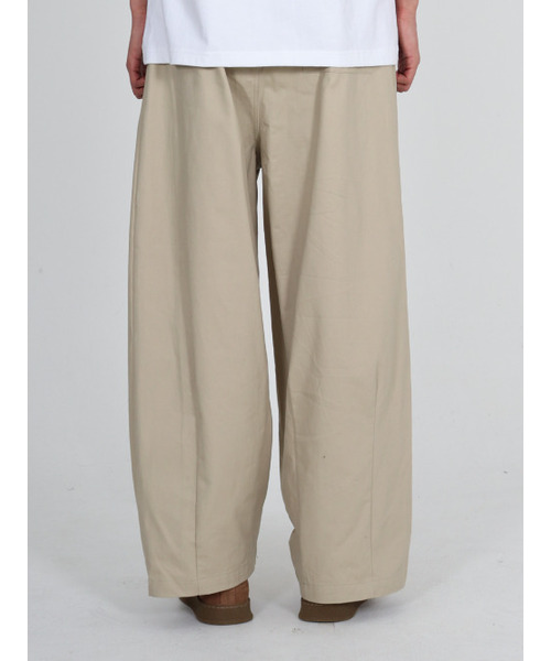 BUTTON SEOUL(ボタンソウル)の「ピンタックワイドバルーンチノパンツ(ベージュ)(その他パンツ・レディース・その他・X-LARGE/MEDIUM)」の9枚目の写真