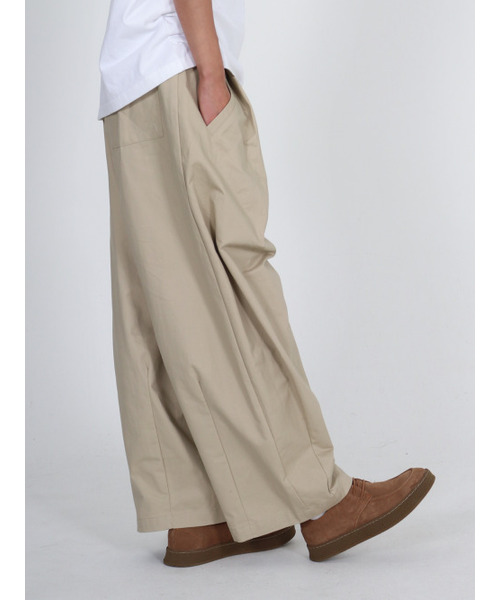 BUTTON SEOUL(ボタンソウル)の「ピンタックワイドバルーンチノパンツ(ベージュ)(その他パンツ・レディース・その他・X-LARGE/MEDIUM)」の11枚目の写真